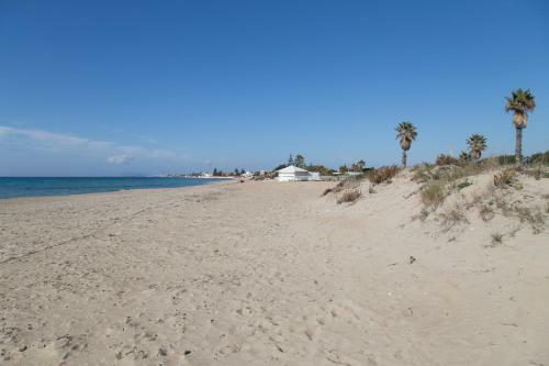 On The Beach, Fresh Air, Freewifi, Free Parking