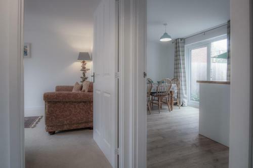 Maes Yr Odyn - 4 Bedroom Holiday Home - Narberth