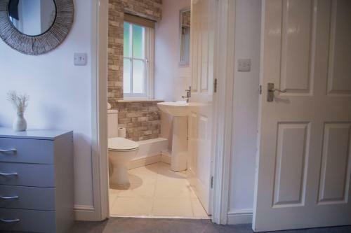 Apartamento ?lovely 2 Bed Flat?master Ensuite ?wifi ?parking