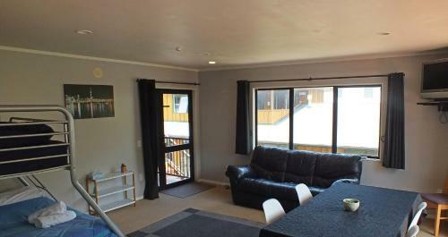 Albergue Bay Adventurer Apartments