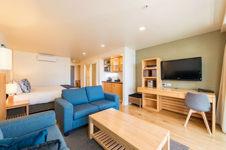 Paihia Beach Resort & Spa Hotel