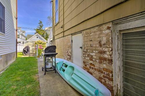 Charming Ocean City Townhome Walk To Beach!