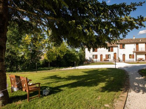 Attractive Apartment In Sassoferrato With Garden