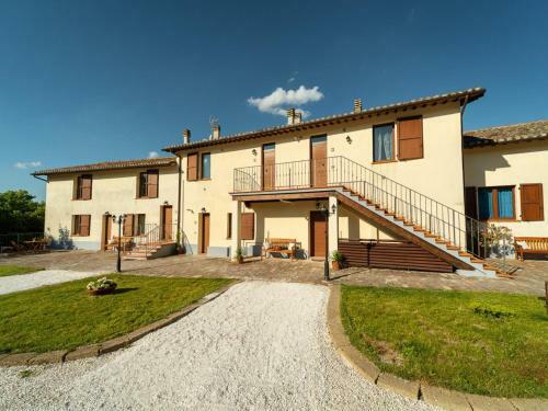 Pleasant Apartment In Sassoferrato With Shared Pool