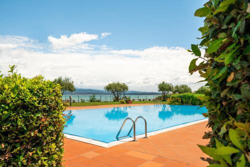 Apartamento V I S T A - Lake & Pool