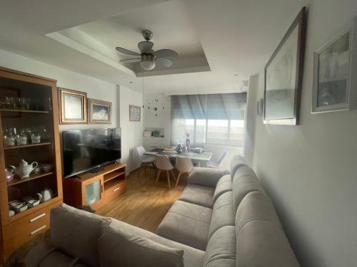 Apartamento, En El Centro De Torre Del Mar.