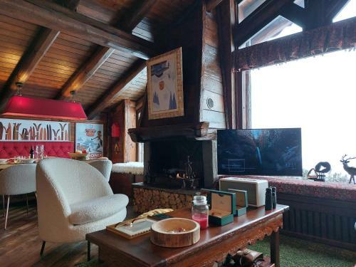 Apartamento Baita Con Vetrata E Caminetto
