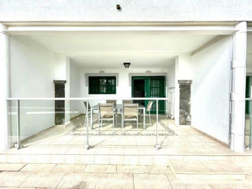 Apartamento 2b Con Acceso Directo En Playa Las Burras