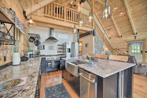 Luxe Log Cabin With Modern Finishes And Mtn Views