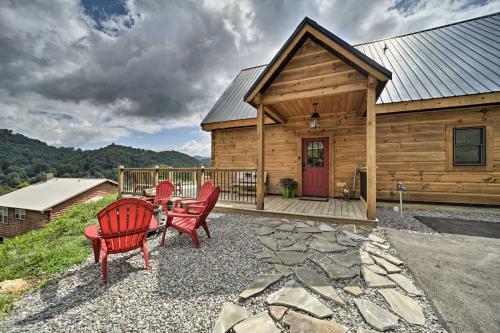 Luxe Log Cabin With Modern Finishes And Mtn Views