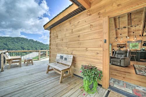 Luxe Log Cabin With Modern Finishes And Mtn Views