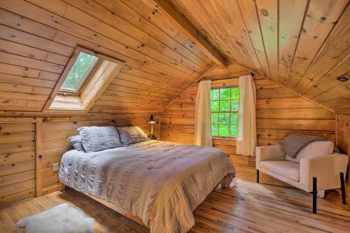 Secluded Waynesville Cabin About 13 Mi To Skiing!
