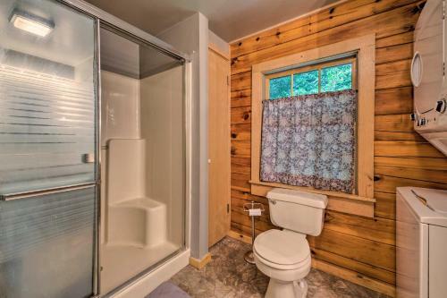 Secluded Waynesville Cabin About 13 Mi To Skiing!