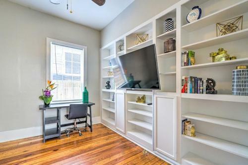 Cozy Home About Half-mi To Brooklyn Arts District