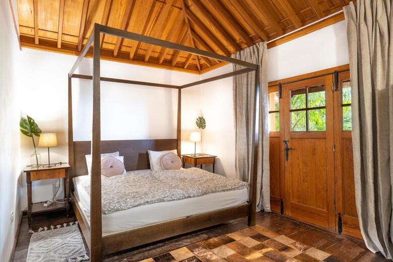 Villa La Pradera De Melo With Climatized Pool On Request & Wifi 600mbs