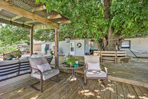 Grand Lake Getaway With Resort-like Amenities!