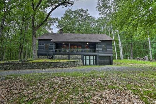 Hilltop Cabin On 2 Acres River View, Hot Tub