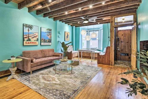 Cottage Chic Philly Townhome With City Views!