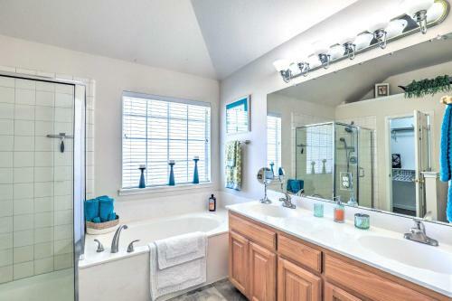 Lewisville Family Home With Fire Pit And Grill!