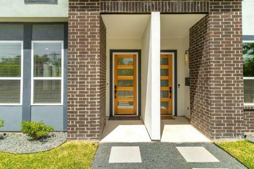 Star Point Spacious Family Townhome With Roof Deck
