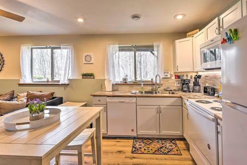 Mosinee Retreat With Fire Pit, 1 Mi To River!