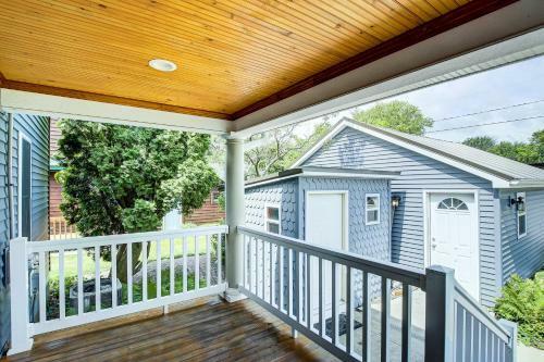 Charming Lake Winnebago Retreat Dock And View!