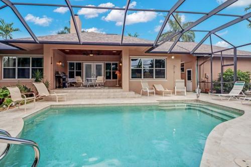 Villa Marco Island Retreat