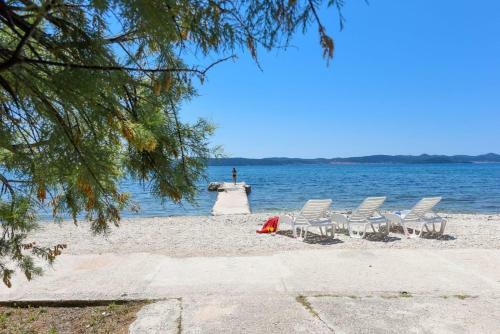Apartments Bibinje By The Beach