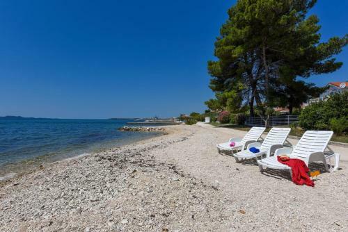 Apartments Bibinje By The Beach