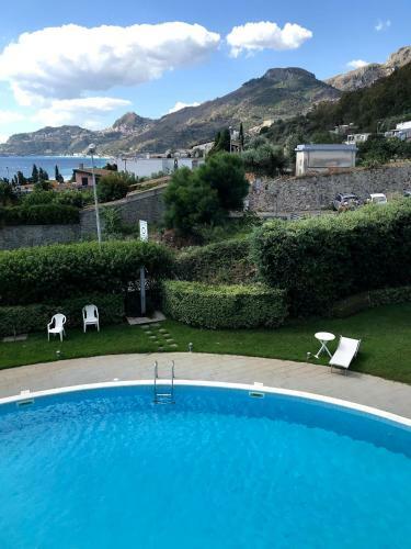 Apartamento Bel� - Appartamento Con Piscina Vista Mare
