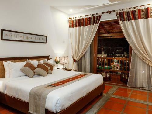 Hotel Riverside Boutique Resort, Vang Vieng