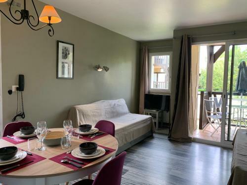 Apartamento Douchka - Appartement Piscine Parking -