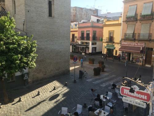 Hostal Santa Isabel Low Cost Apartment Rooms