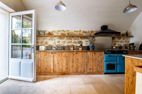 G�te Les Tours - G�te De Groupe En Provence