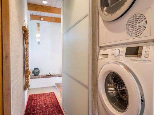 Holiday Home Bl�vand Cclxxii