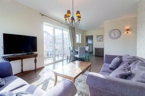 Sunday Morning Apartment, By Cohost