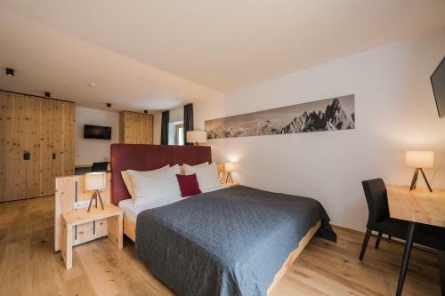 Hotel Dolomitenhof & Chalet Alte Post