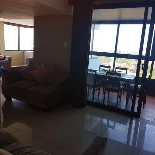 71 The Spinnaker 3 Bed Waterfront Apartment