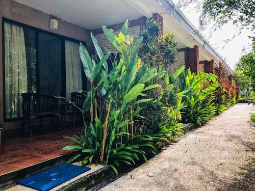 Balangan Garden Bungalow By Gaing Mas Group