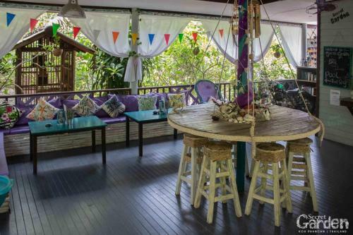 Hotel Secret Garden