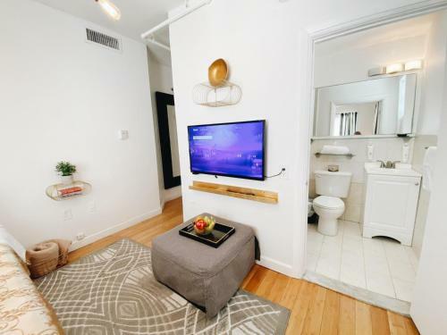 Aparthotel Nine20 Collins Apartments By Lowkl