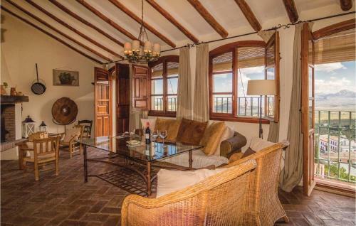 Six-bedroom Holiday Home In Luque