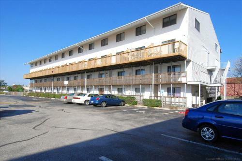 Hotel Jockey Beach Club 364