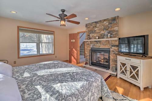Albrightsville Home With Huge Deck, Pool Access