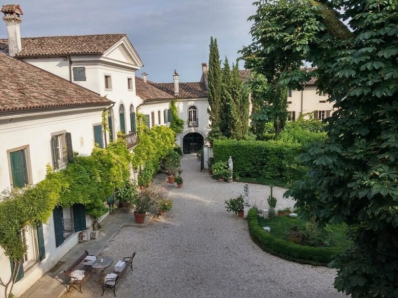 Hotel Villa Di Tissano