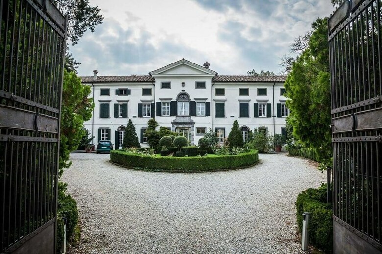 Hotel Villa Di Tissano