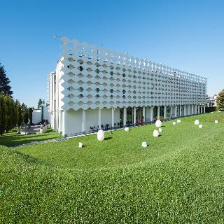 Mo.om Hotel
