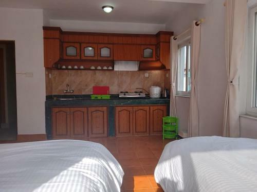 Hostal Eco Inn Guest House