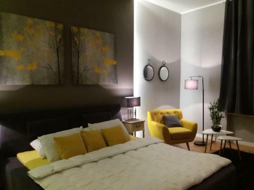 Lella Apartment - Pedestrian Zone & Charming Balcony