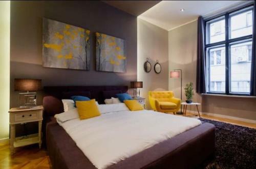 Lella Apartment - Pedestrian Zone & Charming Balcony